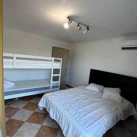 Apartment 10 Metres De La Plage Avec Piscine Et Jardin Frontignan